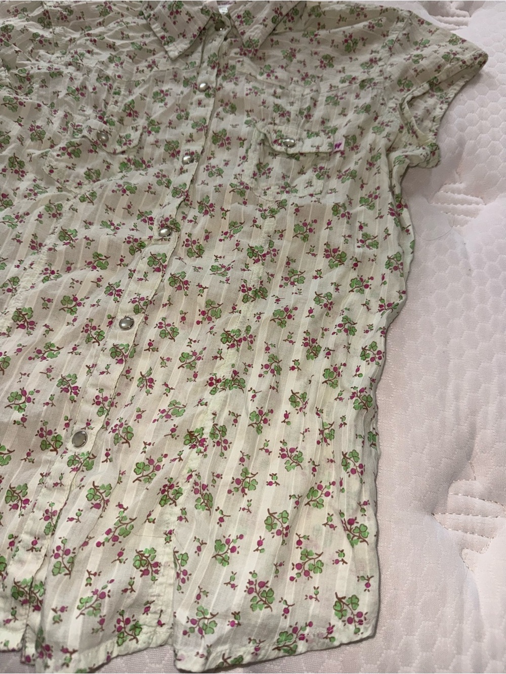 65. Women's Green Floral Button-Up Shirt - Lightweight Short Sleeve - Picture 2 of 5